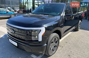 Пикап Ford F-150 2023 в 