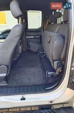 Пікап Ford F-150 2015 в 