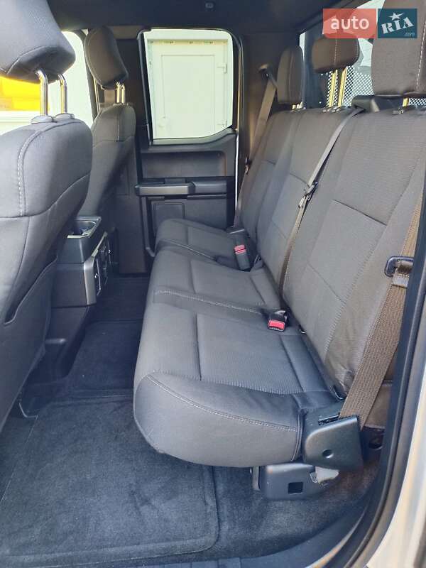 Пікап Ford F-150 2015 в Диканьці