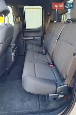 Пікап Ford F-150 2015 в 
