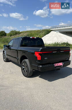 Пикап Ford F-150 2023 в 