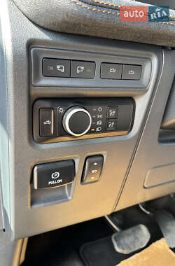Пикап Ford F-150 2023 в 