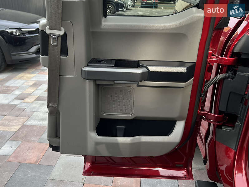 Пикап Ford F-150 2017 в Киеве