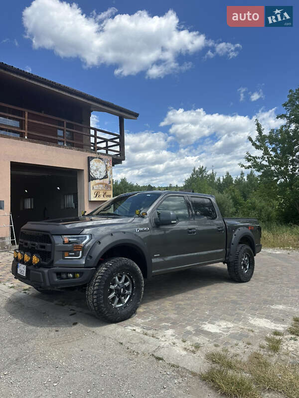 Пикап Ford F-150 2015 в Ивано-Франковске