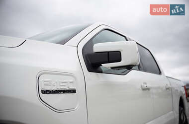 Пикап Ford F-150 2023 в 
