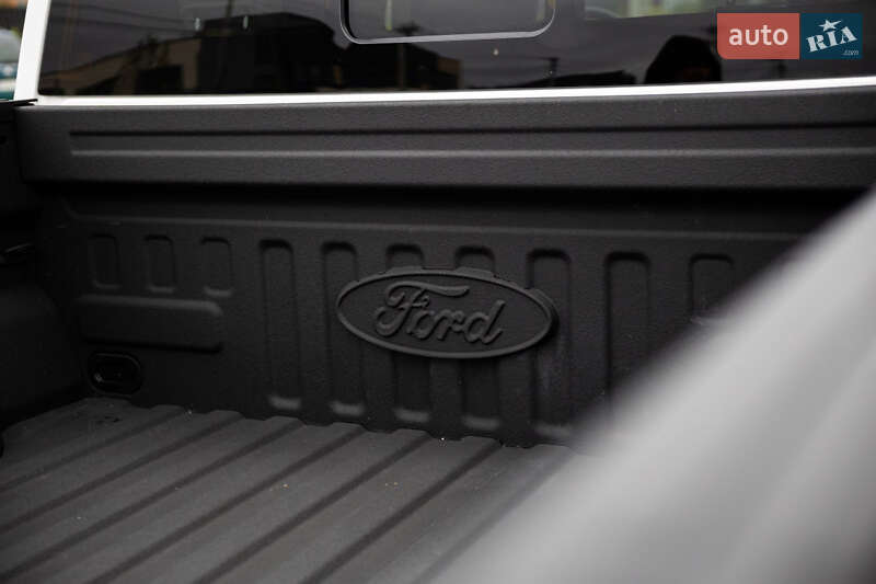 Пикап Ford F-150 2023 в Тернополе