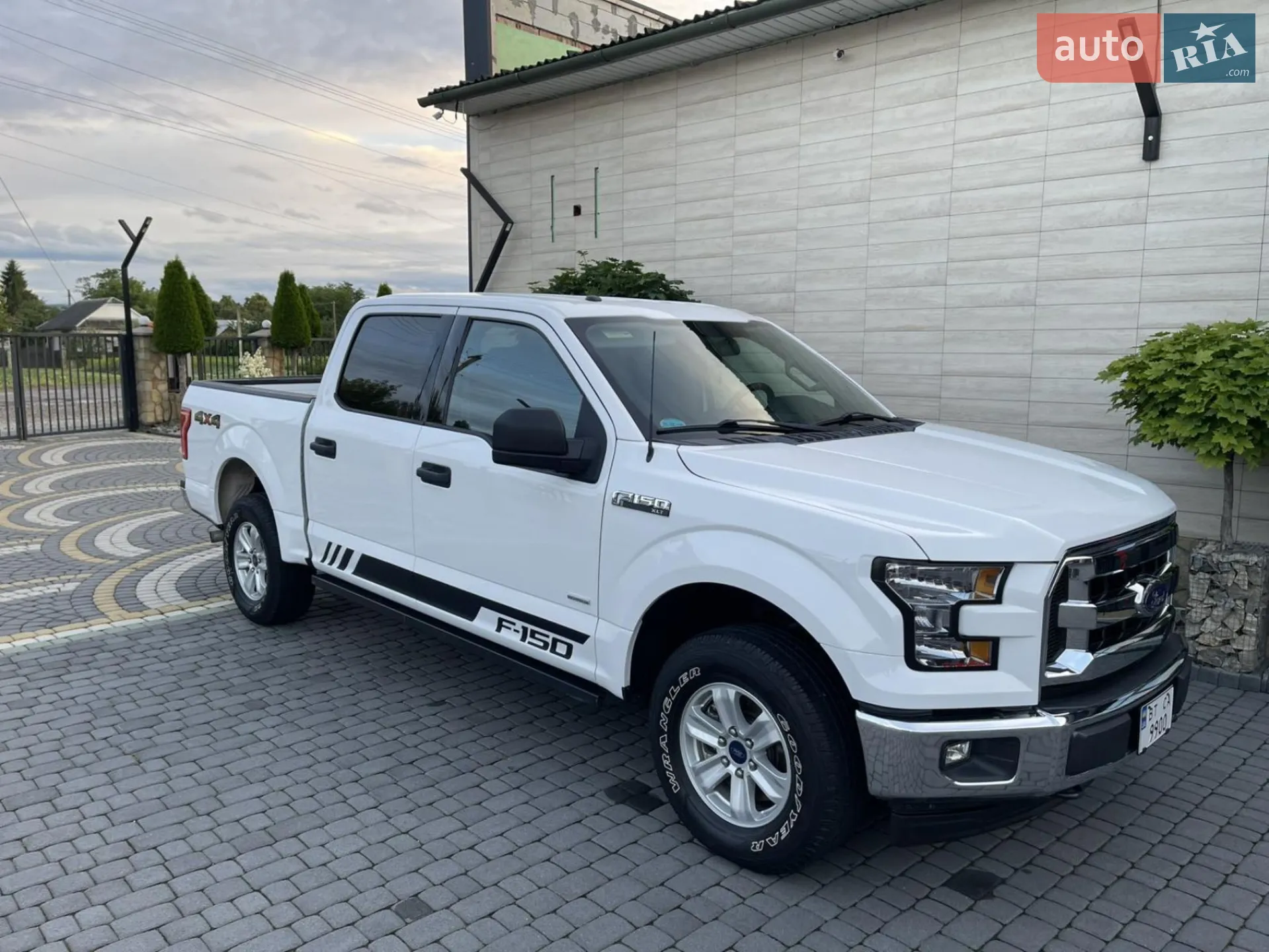 2017 Ford F-150 - мініатюра 4