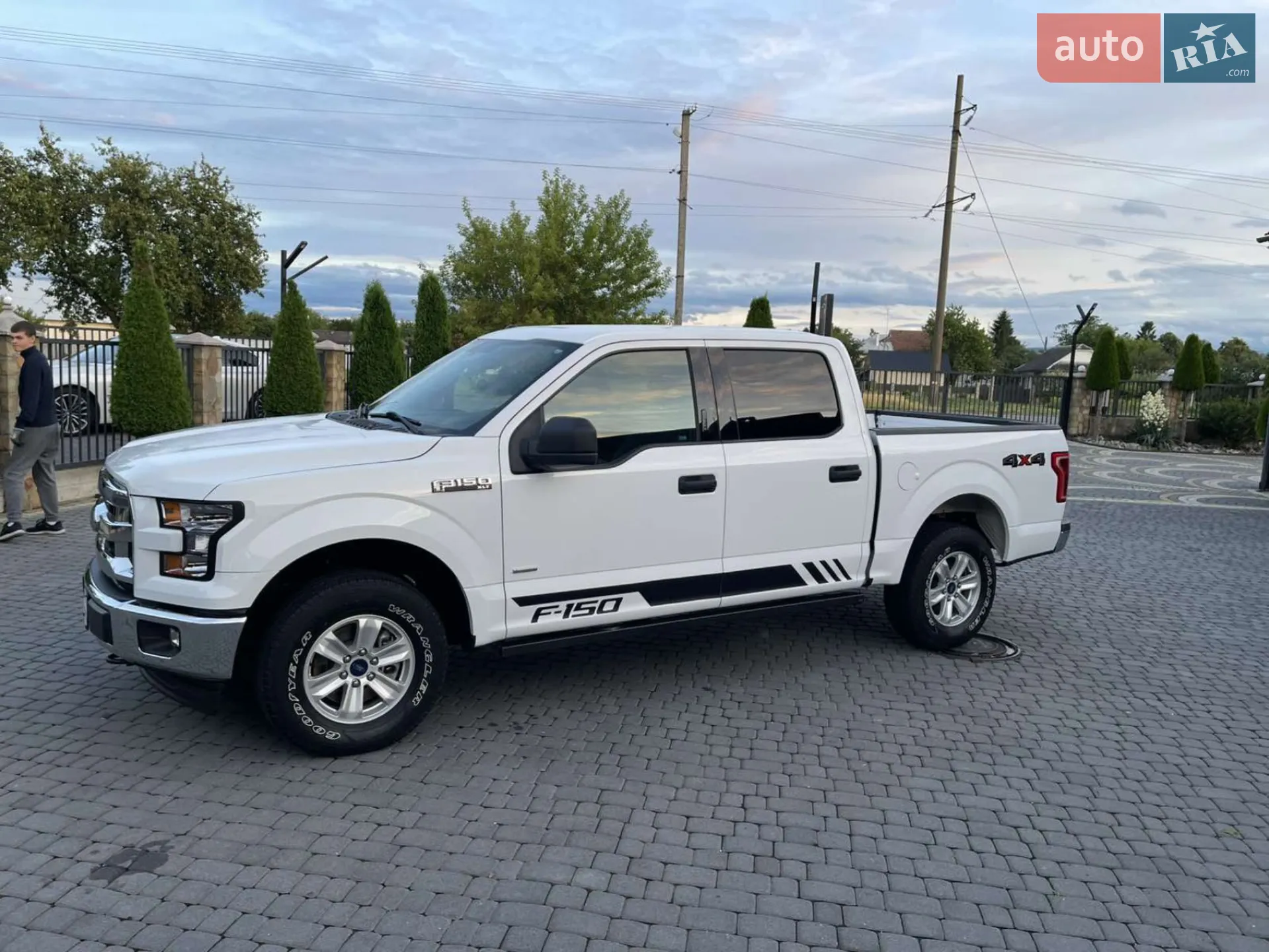 2017 Ford F-150 - мініатюра 18