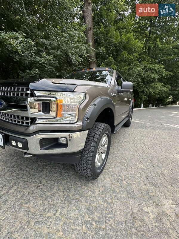 Пикап Ford F-150 2018 в Черновцах