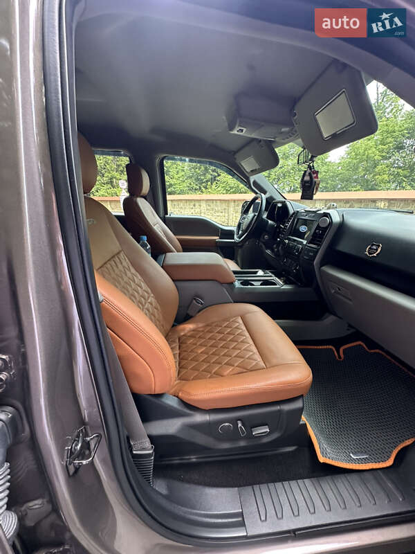 Пикап Ford F-150 2018 в Черновцах