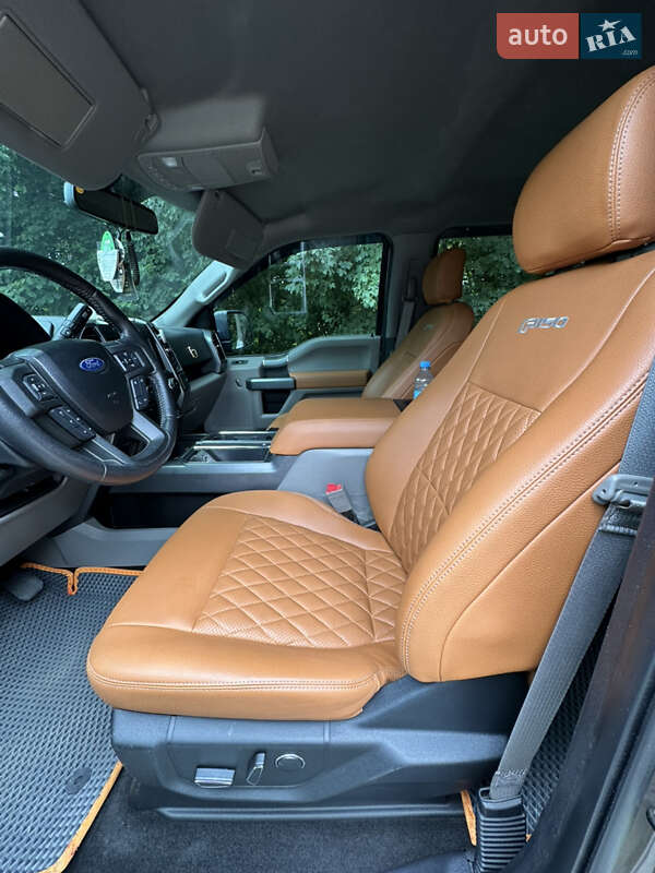 Пикап Ford F-150 2018 в Черновцах