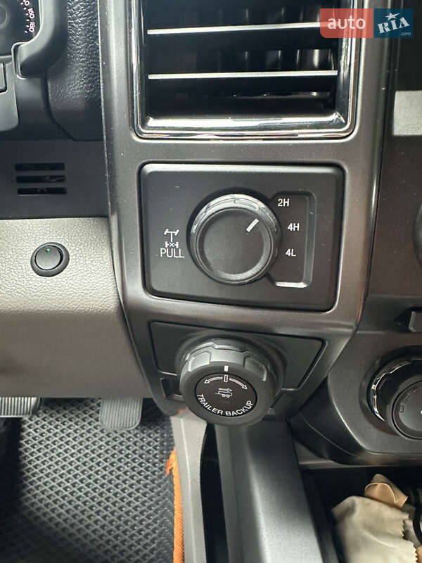 Пикап Ford F-150 2018 в Черновцах