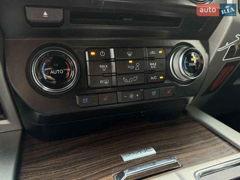 Пікап Ford F-150 2015 в Києві