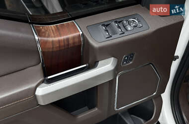 Пикап Ford F-150 2015 в 