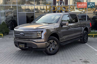 Пикап Ford F-150 2022 в 