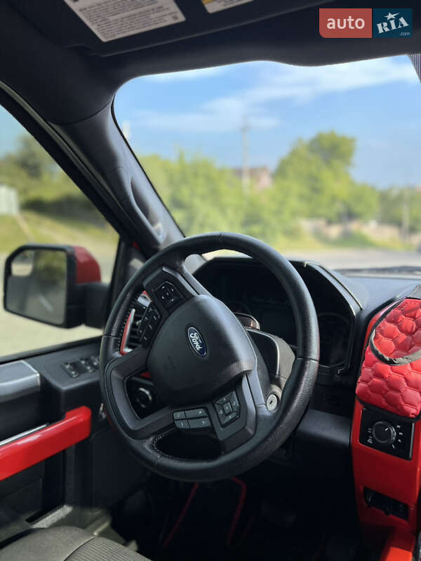 Пикап Ford F-150 2015 в Черновцах