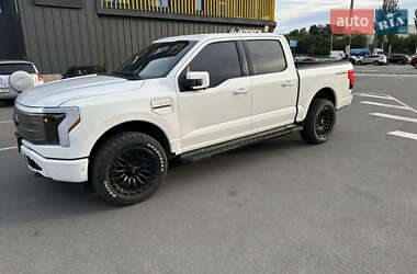 Пикап Ford F-150 2023 в 