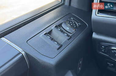 Пикап Ford F-150 2019 в 
