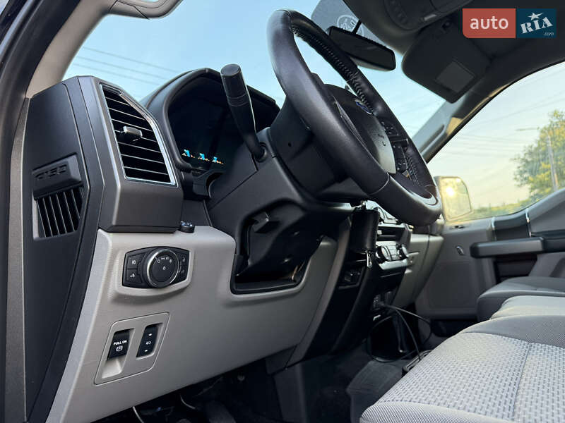 Пикап Ford F-150 2016 в Тернополе