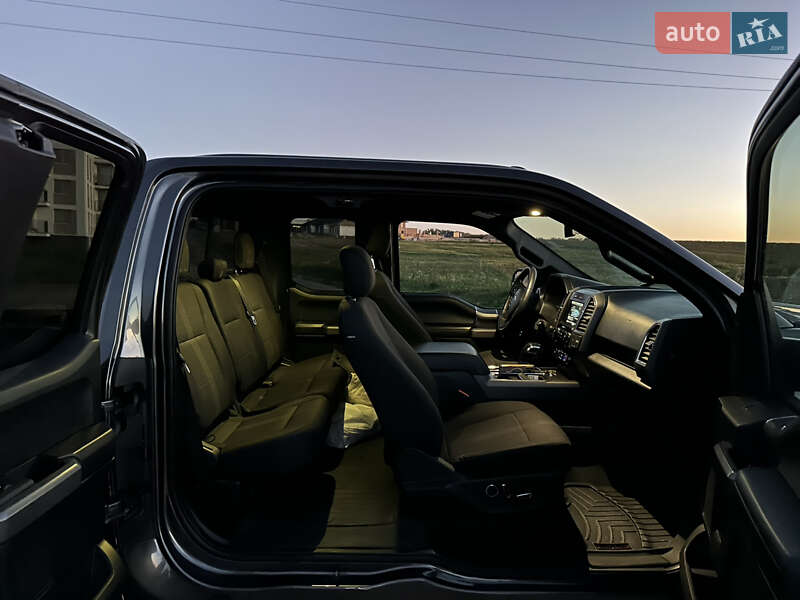 Пикап Ford F-150 2015 в Ровно