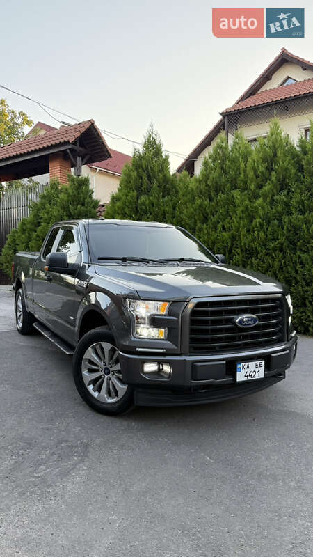 Пикап Ford F-150 2017 в 