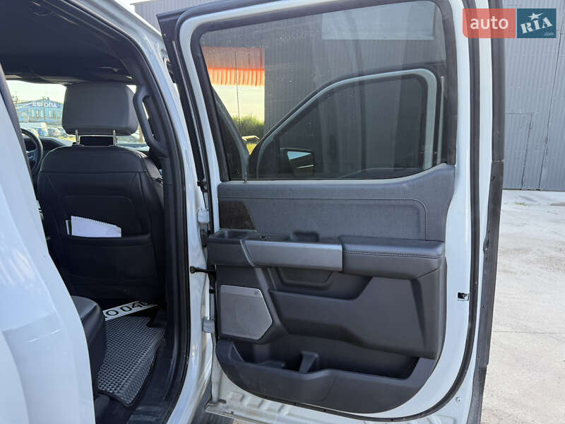 Пикап Ford F-150 2023 в Чопе