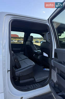 Пікап Ford F-150 2023 в 