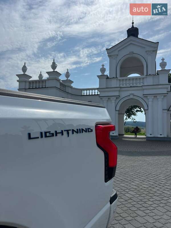 Пикап Ford F-150 2022 в Тернополе фото 12 Пикап Ford F-150 2022 в Тернополе