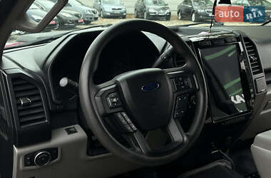 Пікап Ford F-150 2016 в 