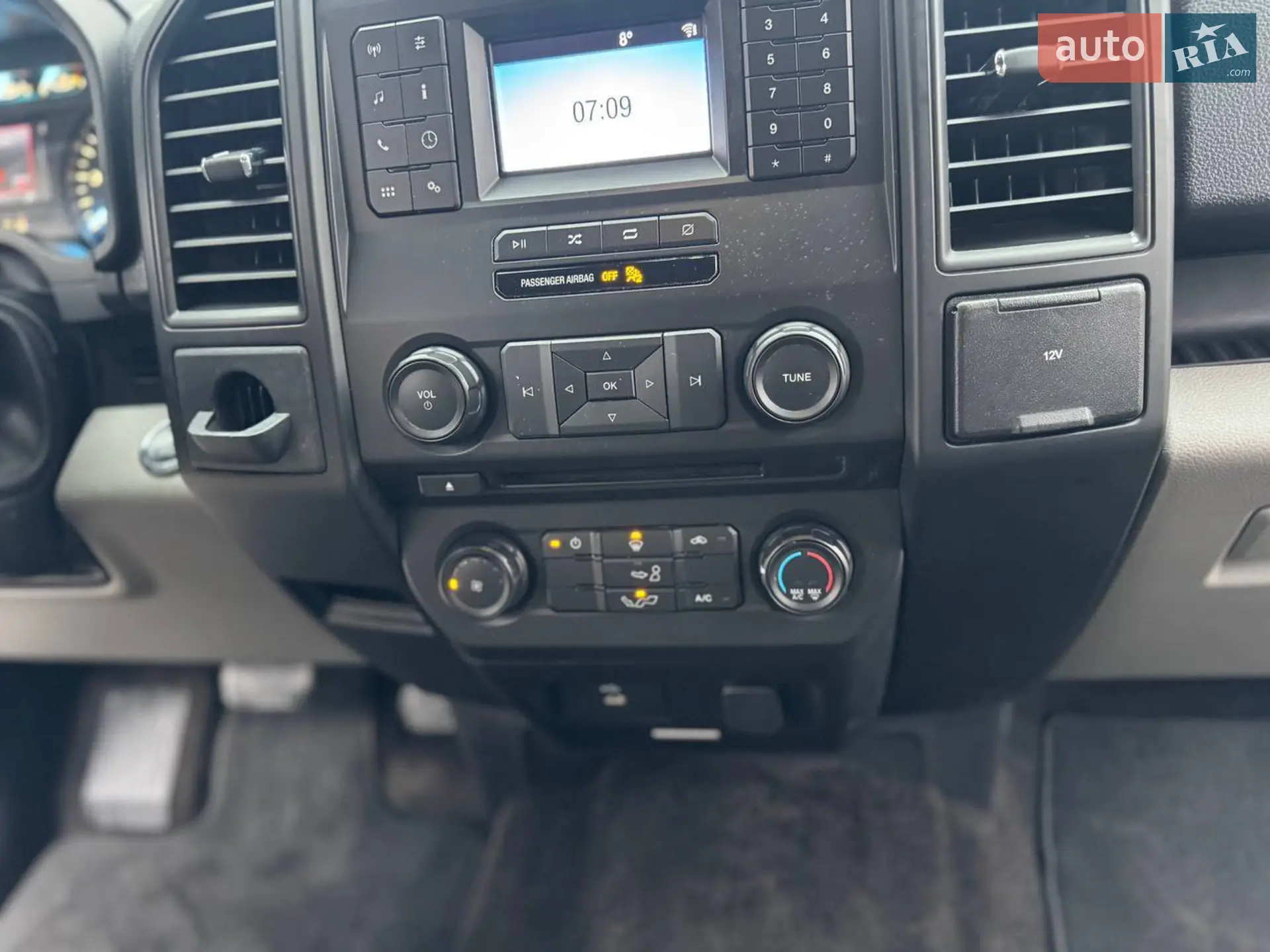 2017 Ford F-150 - мініатюра 38