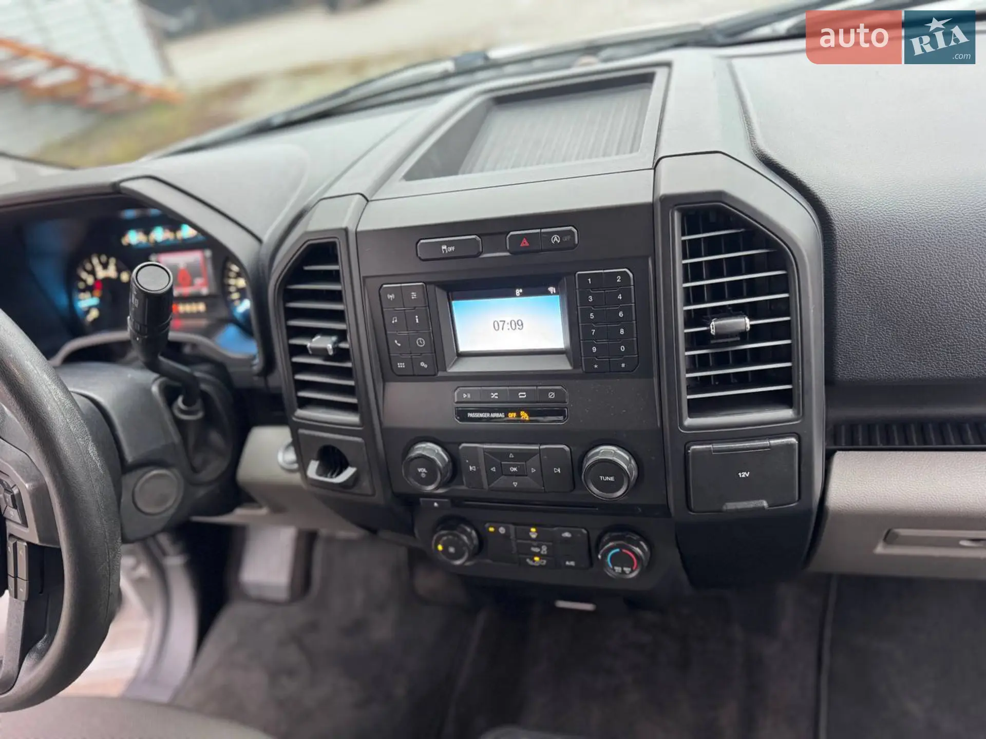 2017 Ford F-150 - мініатюра 39