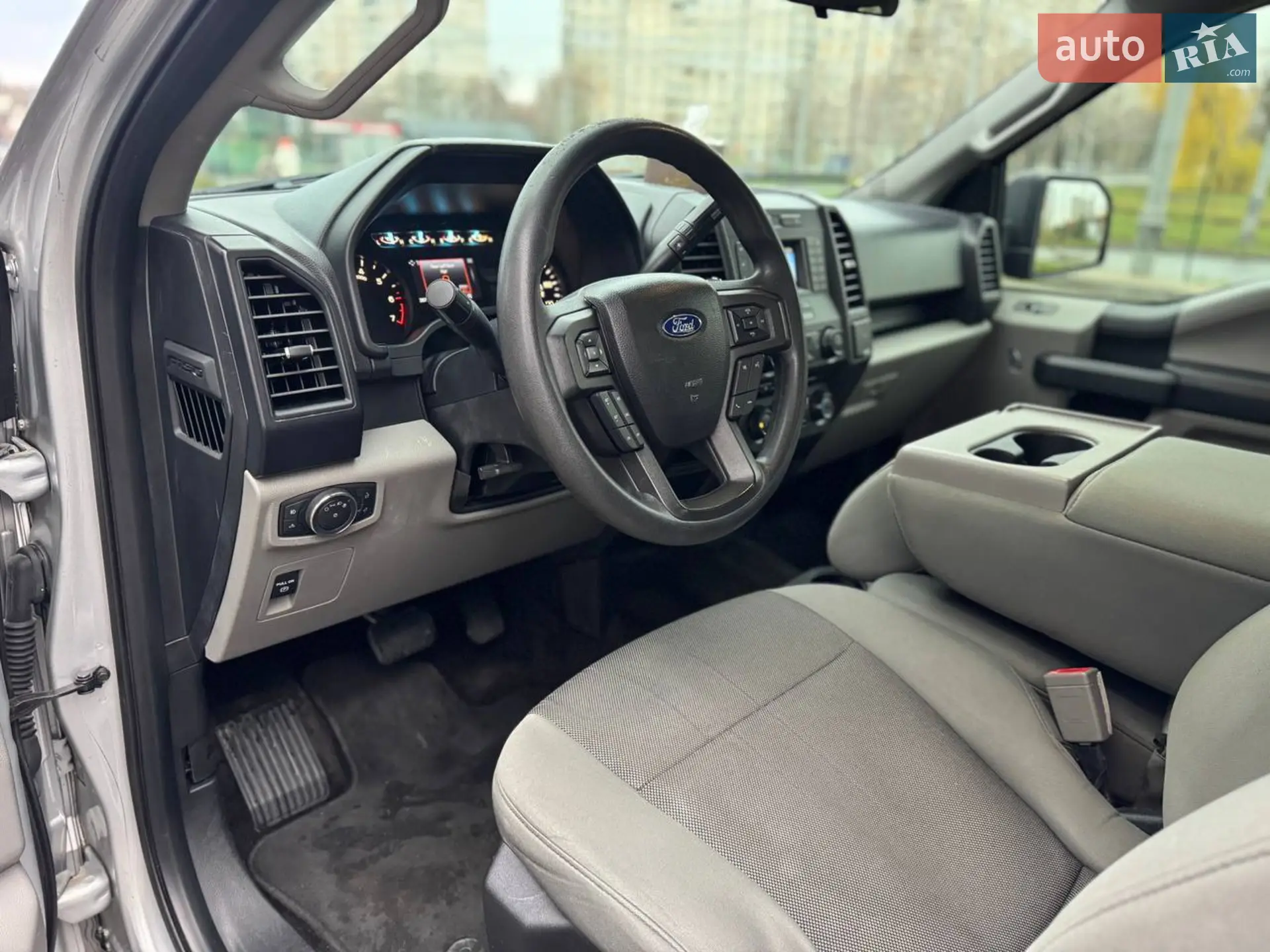 2017 Ford F-150 - мініатюра 31