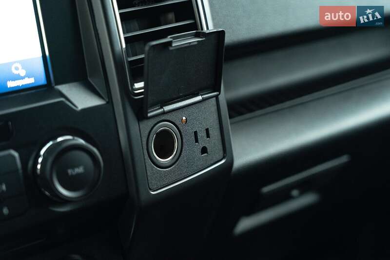 Пикап Ford F-150 2018 в Черновцах