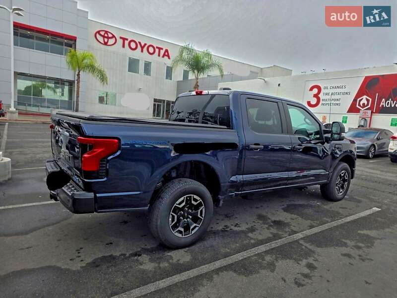 Пикап Ford F-150 2022 в Львове