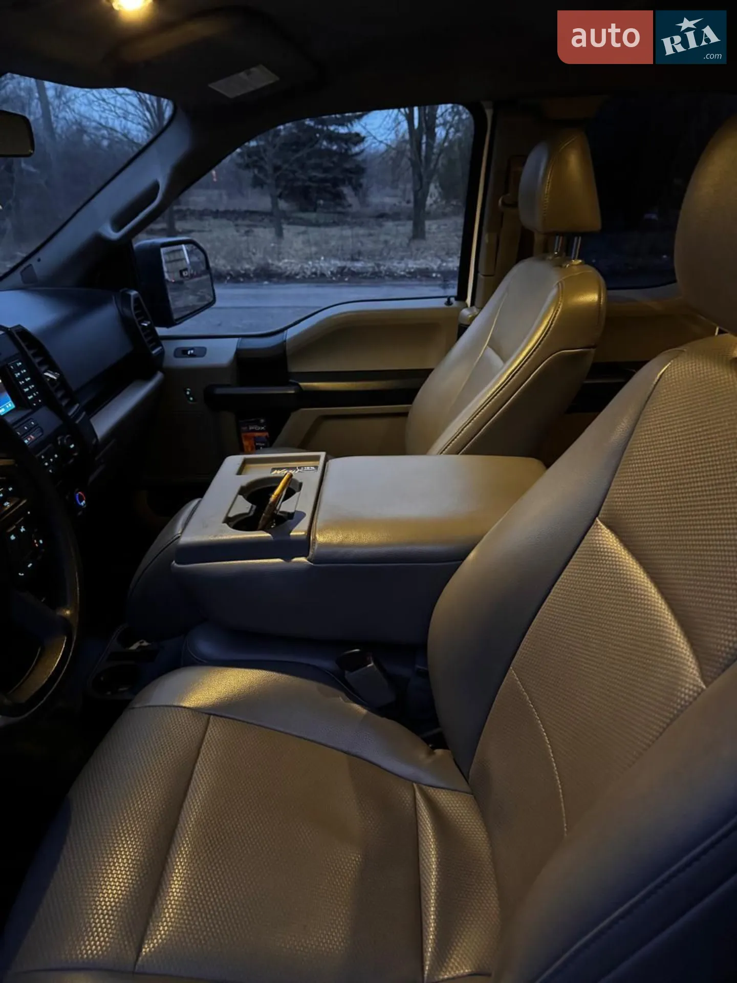 2015 Ford F-150 - мініатюра 15
