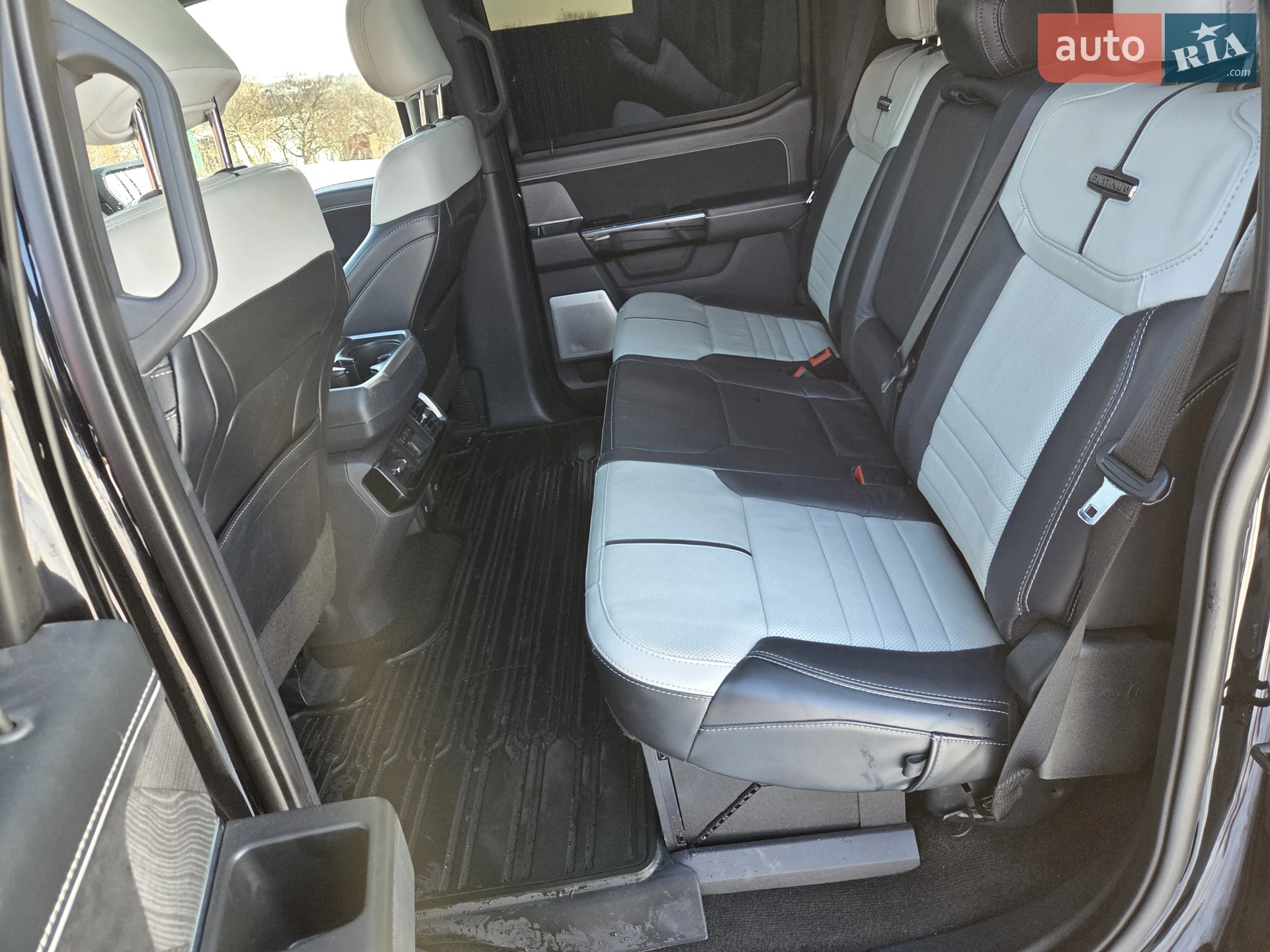 2022 Ford F-150 - мініатюра 25
