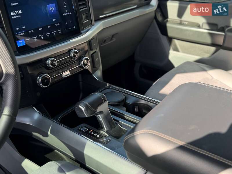 Пикап Ford F-150 2022 в Львове