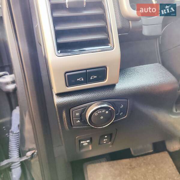 Пикап Ford F-150 2019 в Виноградове