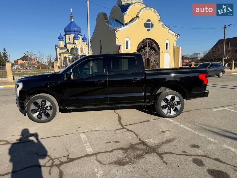Пикап Ford F-150 2023 в Киеве фото 15 Пикап Ford F-150 2023 в Киеве