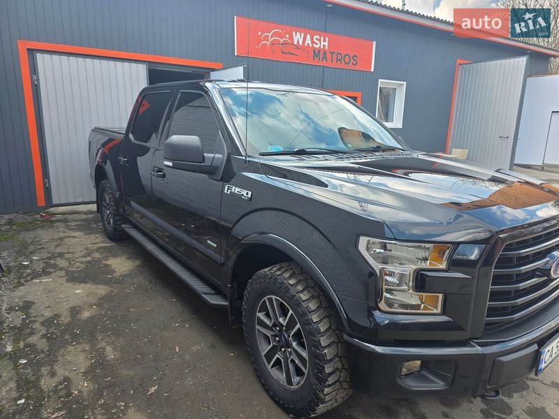Пикап Ford F-150 2017 в Умани