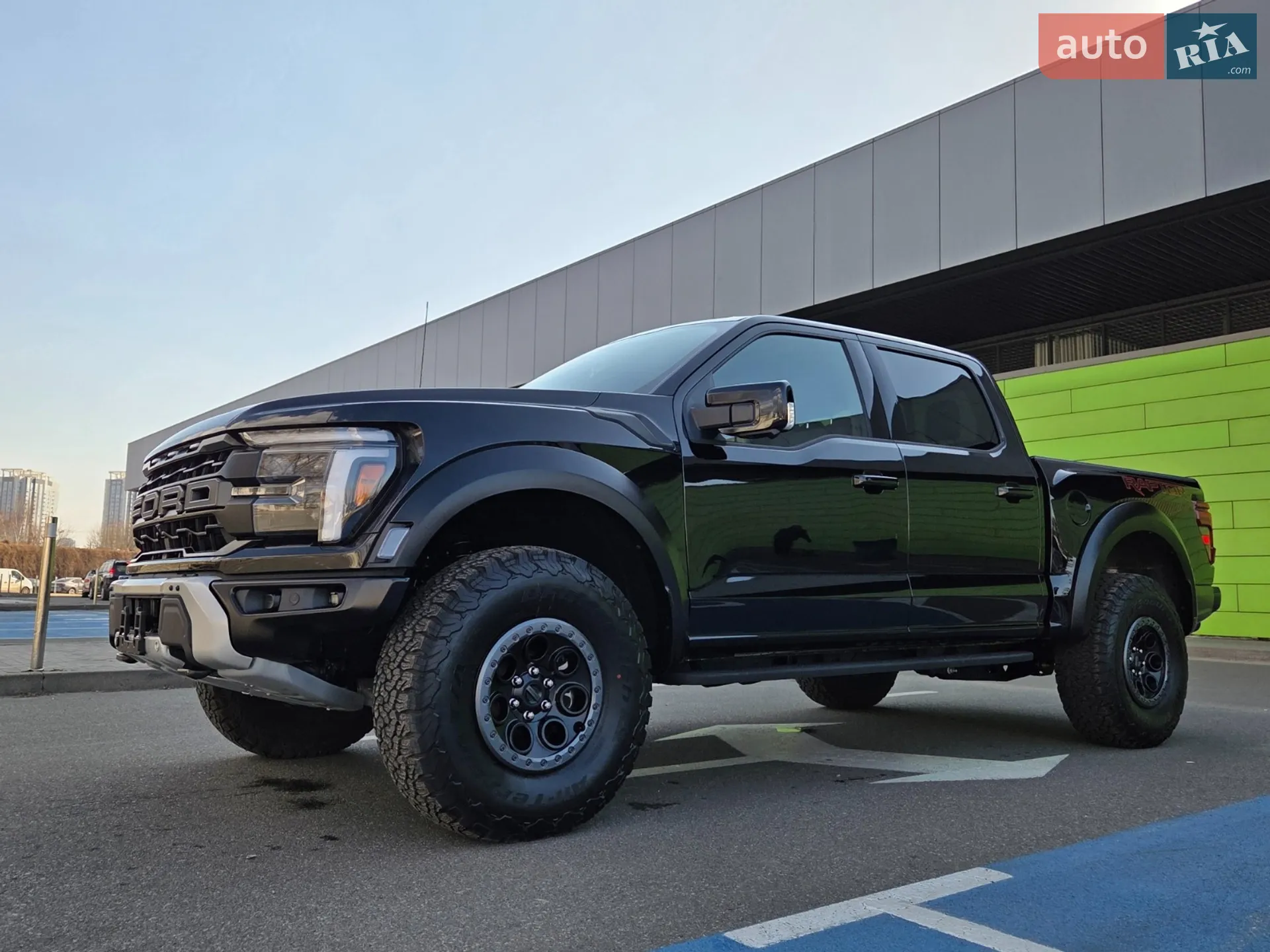 2025 Ford F-150 - мініатюра 2