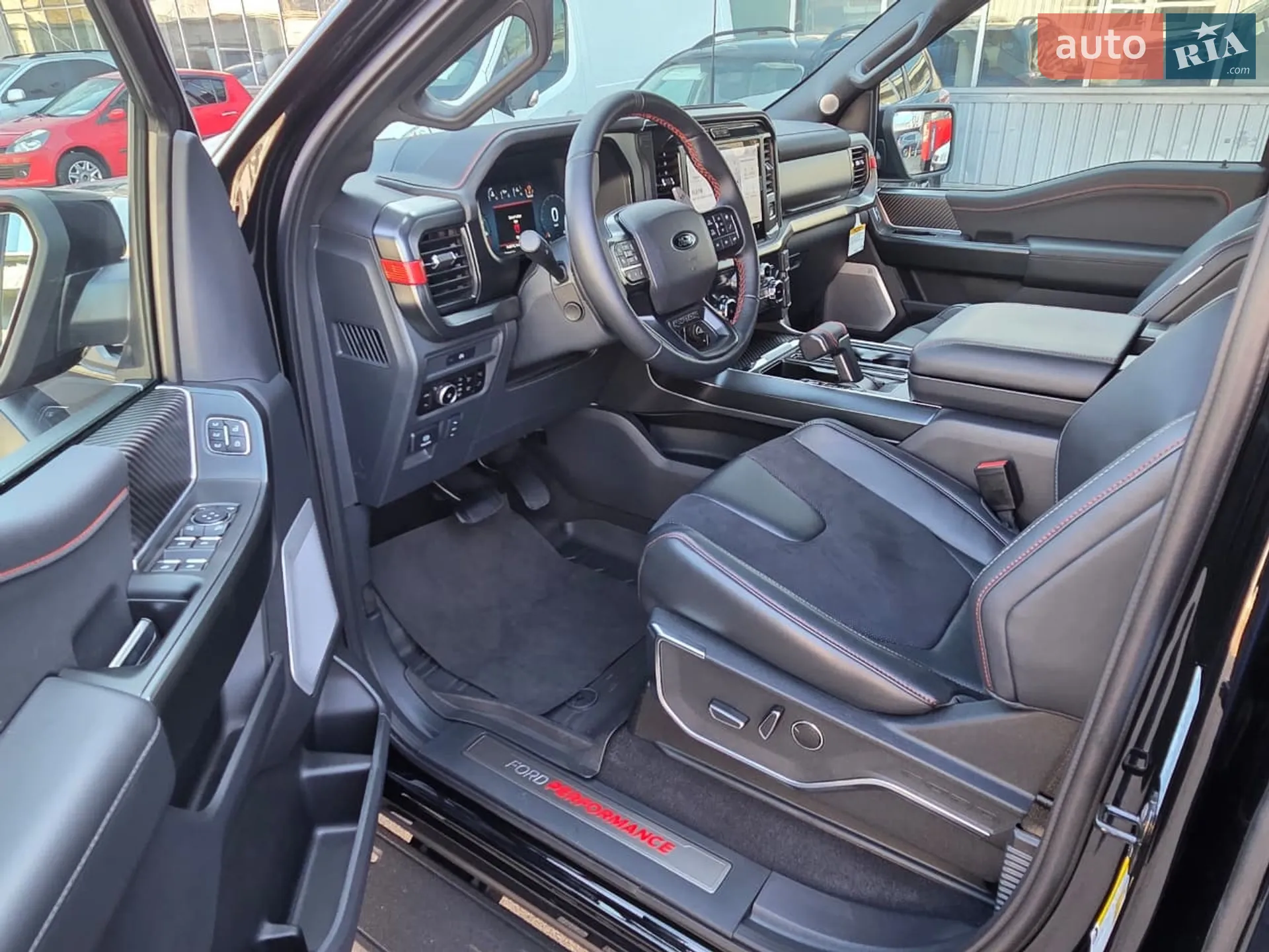 2025 Ford F-150 - мініатюра 37