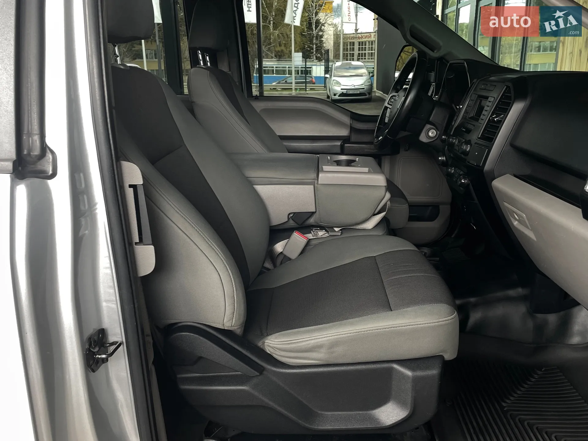2015 Ford F-150 - мініатюра 55