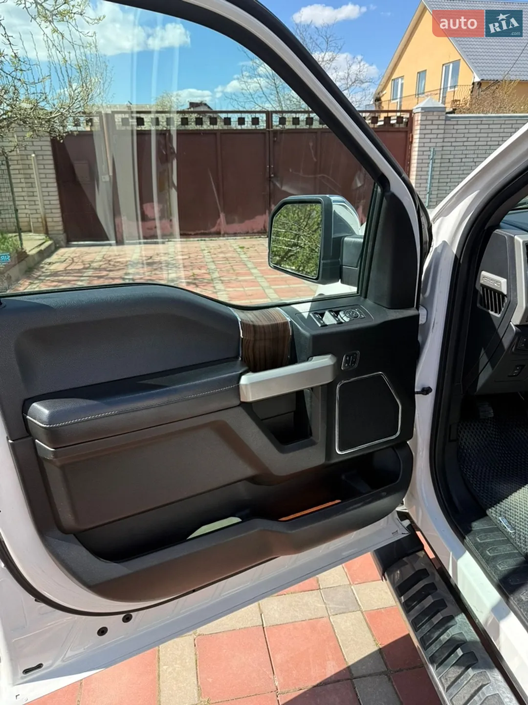 2017 Ford F-150 - мініатюра 16
