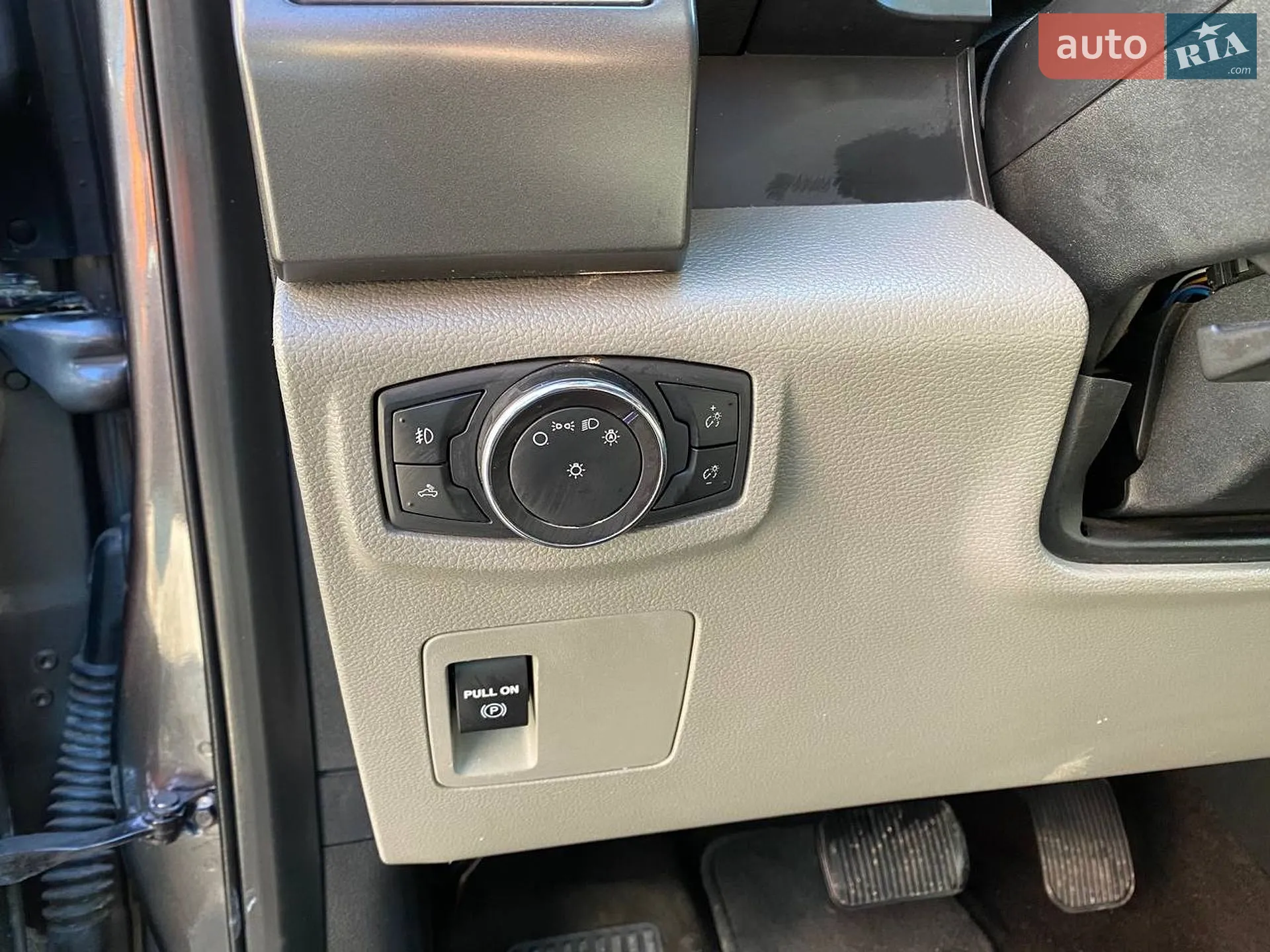 2018 Ford F-150 - мініатюра 12