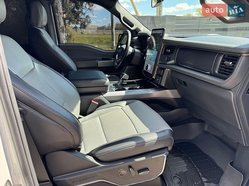 Пикап Ford F-150 2023 в Тернополе