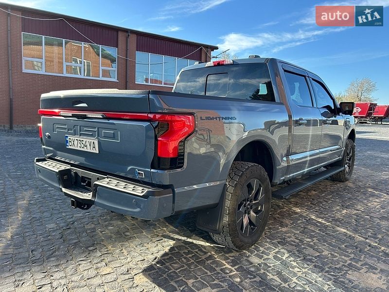 Пикап Ford F-150 2023 в Дунаевцах