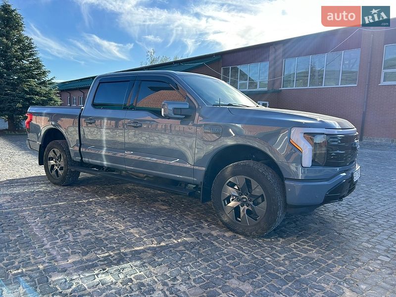 Пикап Ford F-150 2023 в Дунаевцах