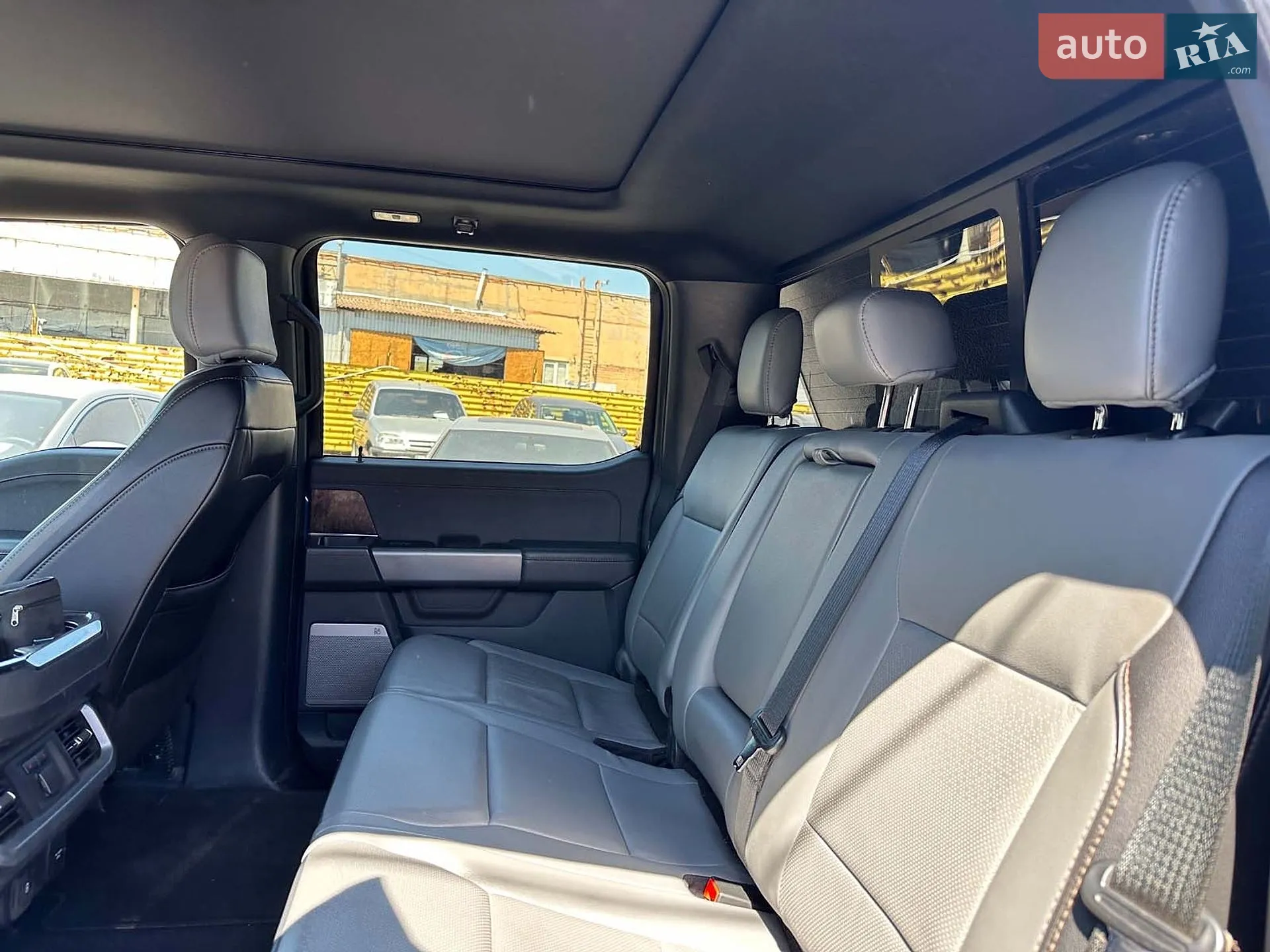 2022 Ford F-150 - мініатюра 21