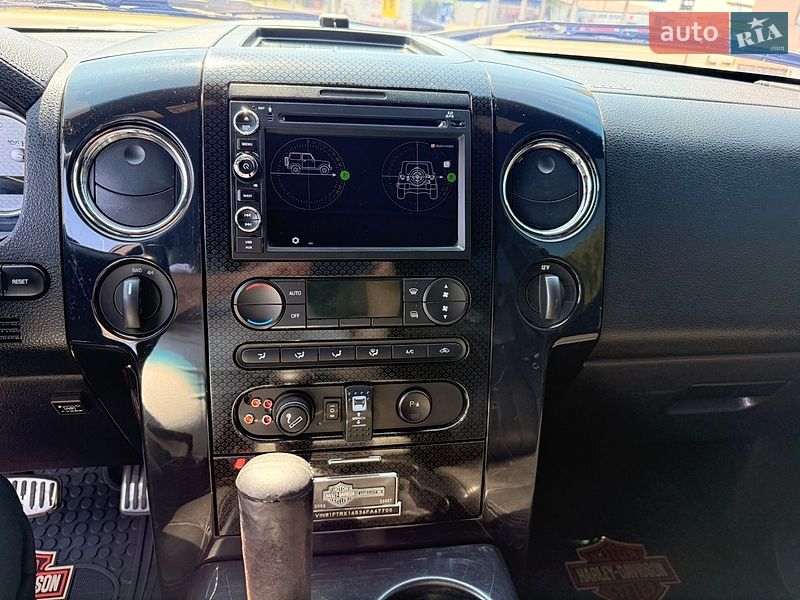 Пікап Ford F-150 2005 в Чернівцях